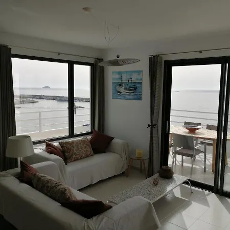 L&z Penthouse At Sea *